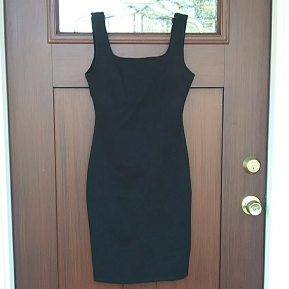 Black mini dress - Picture 1 of 2